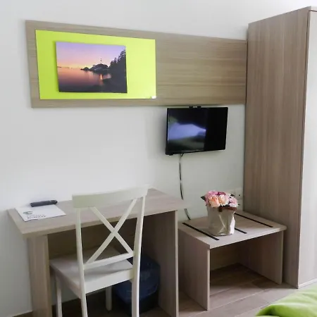 Guest house Yourcroatiaholiday - Villa With 6 Rooms 4*